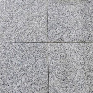 Granitfliesen Padang Cristallo poliert 61x30,5x1 cm | Attraktiver Preis pro m²